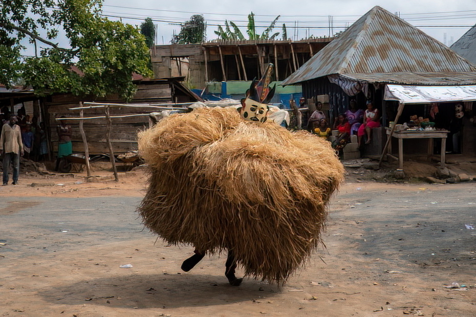 Ezillo tribe