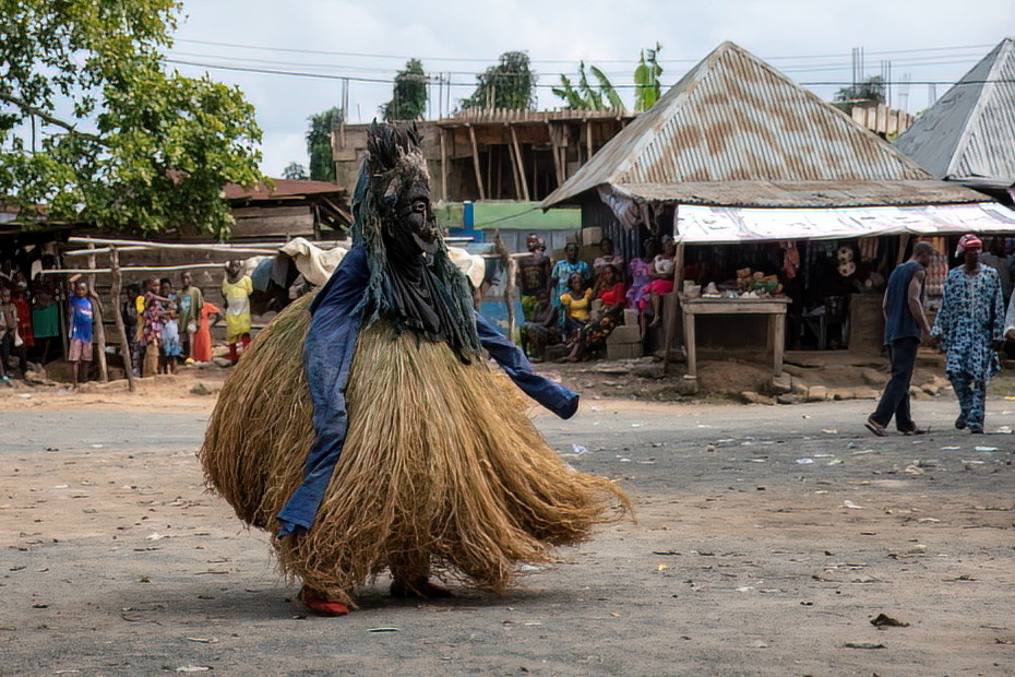 Ezillo tribe