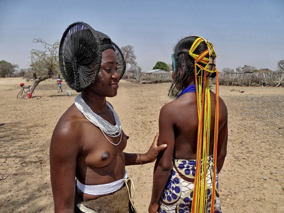 Humbi tribe